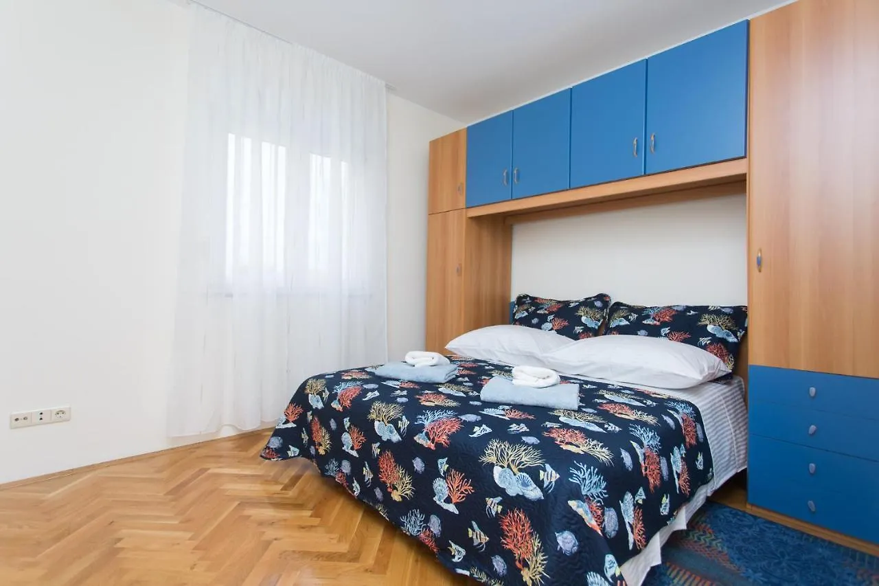Apartment Stay Split 0*,